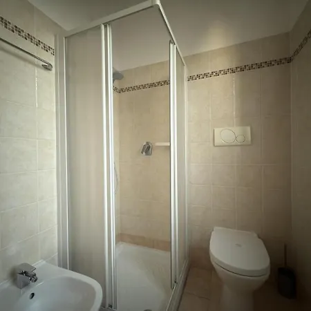 Rb Venice Hotel *